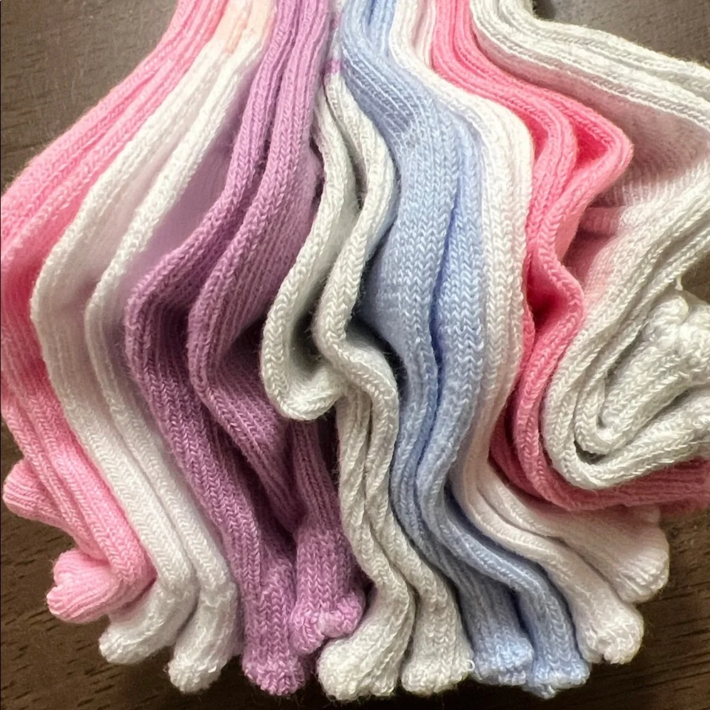 GAP Kids Gray and Pink Quarter Socks Set